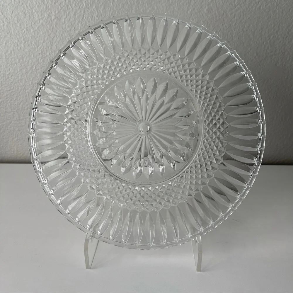 Williams Sonoma Crystal 11” Round Serving Plate – Elegant Entertaining